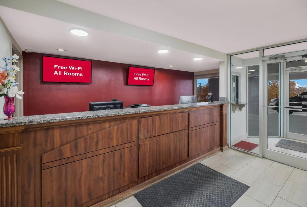 Red Roof Inn & Suites Jackson, Tn Eksteriør bilde