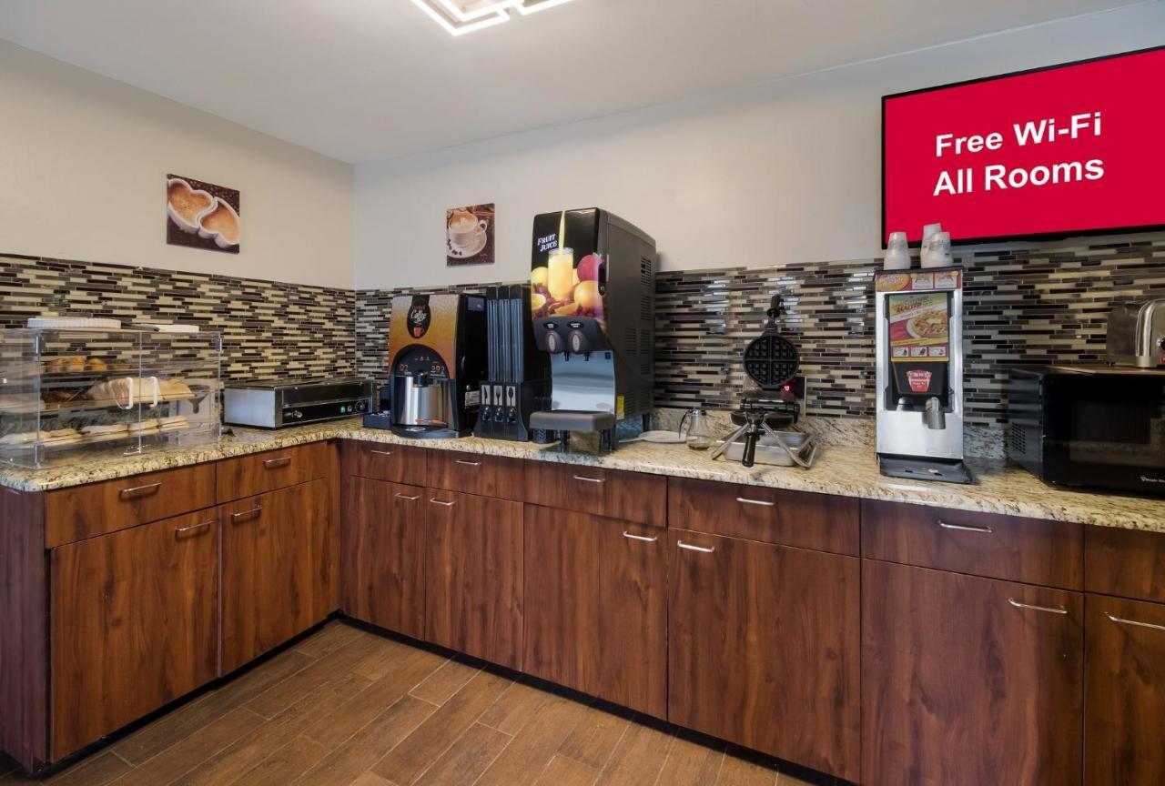 Red Roof Inn & Suites Jackson, Tn Eksteriør bilde