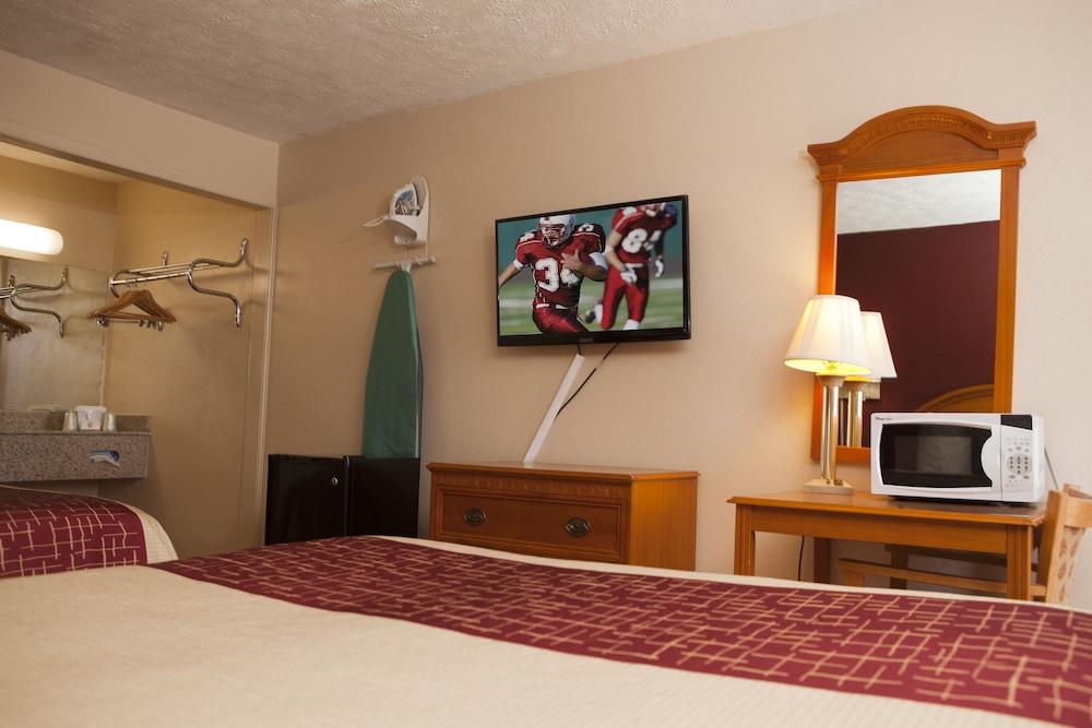 Red Roof Inn & Suites Jackson, Tn Eksteriør bilde